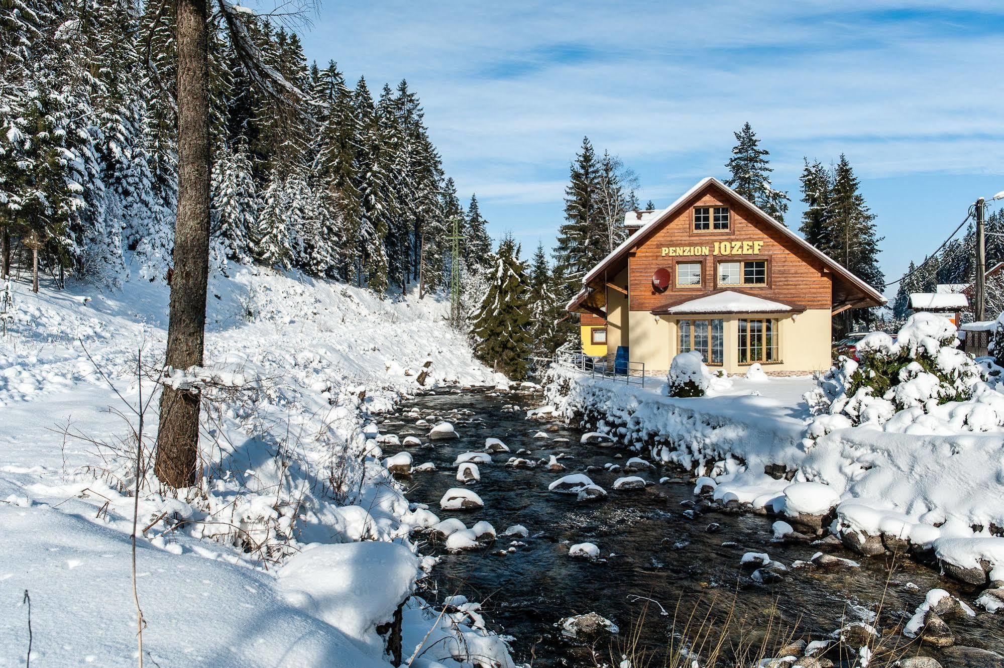 Penzion Jozef Demänovská Dolina Exterior foto